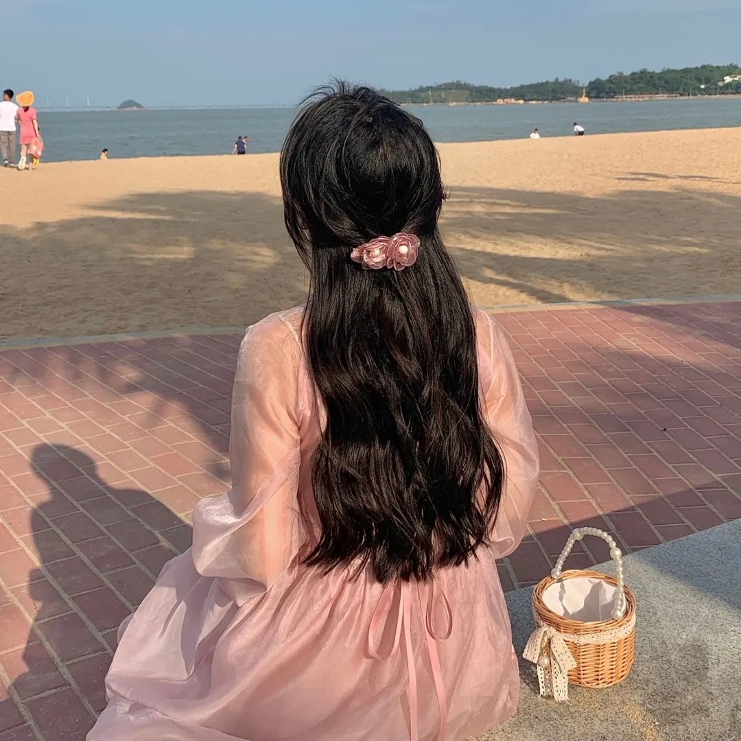 射向矮子的小球